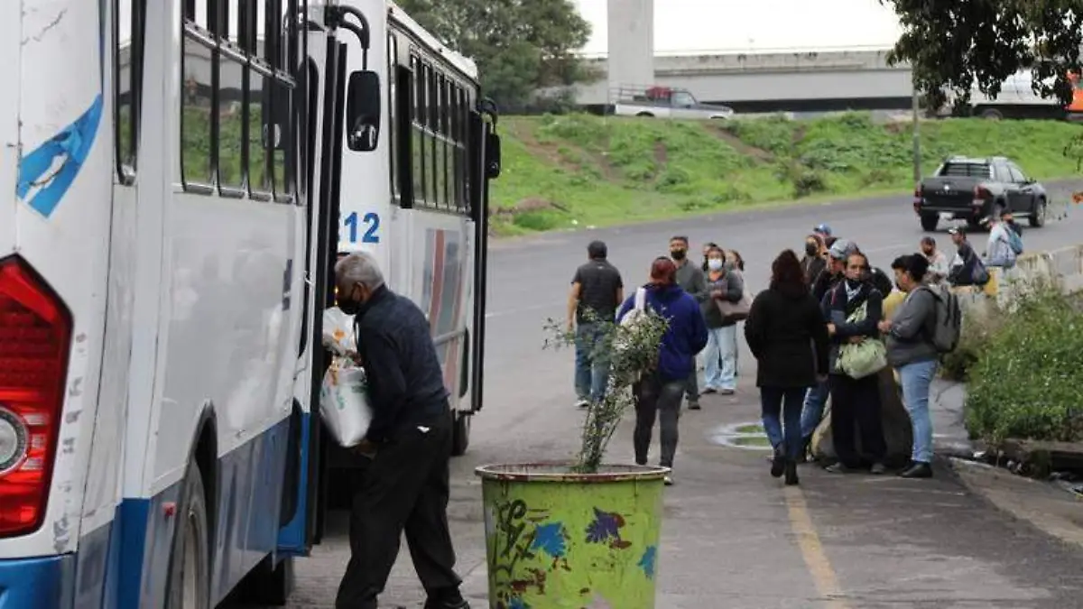 Se analiza implementación de nuevo transporte público en bulevar Las Torres-Municipio Libre